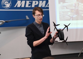 В Укроборонпроме представили военный квадрокоптер (ВИДЕО)