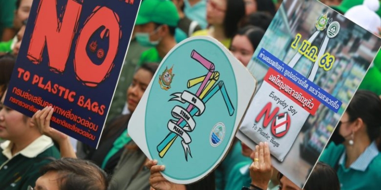В Таиланде почти 25 тыс. магазинов отказались от полиэтиленовых пакетов