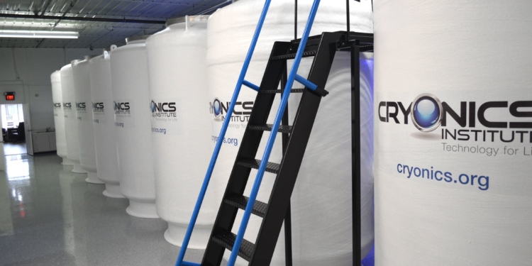 Сегодня – “день Бэдфорда”. За полвека заморозили “на будущее” четыре сотни человек (ФОТО)