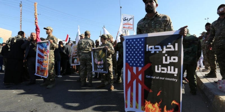 США отправят в Ирак 750 военных после нападения на посольство (ФОТО)