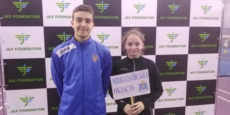 Николаевские спортсмены – победители открытого всеукраинского турнира по бадминтону среди спортсменов с нарушениями слуха (ФОТО)