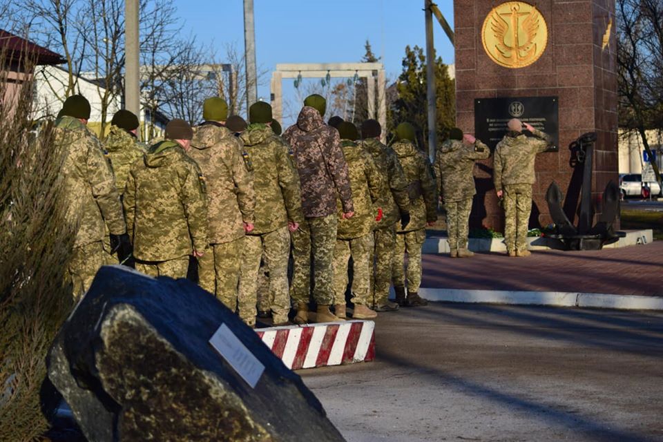 В николаевской бригаде морской пехоты стартовал новый учебный год (ФОТО) 16