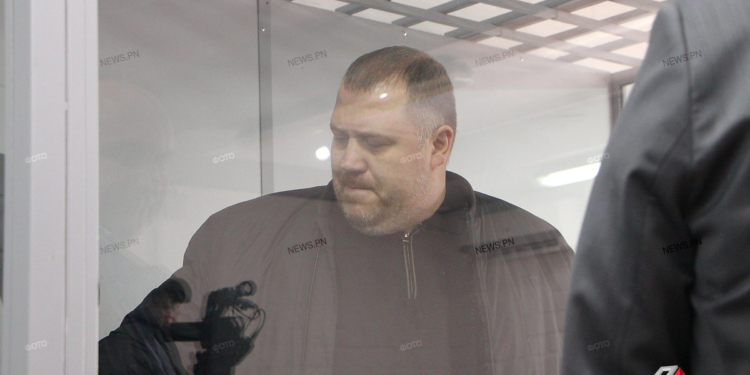 Главного подозреваемого в вымогательстве 600 тысяч гривен у николаевского предпринимателя отправили под стражу без права внесения залога