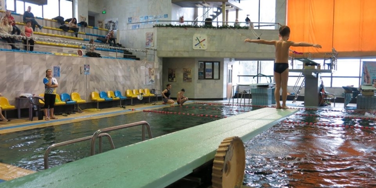 Для КДЮСШ «Украина» в Николаеве приобрели современные трамплины (ФОТО)