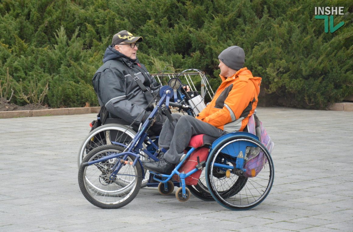 В Николаеве ОТГ передали 4 спецавтомобиля, оборудованных для перевозки людей с инвалидностью (ФОТО, ВИДЕО) 15