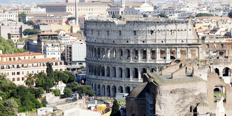 В Риме запретили продавать сувениры и еду возле достопримечательностей