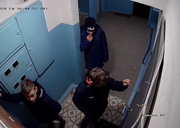 Юные посевальщики из Южноукраинска мстили, засовывая спички в замки. Теперь их родителей могут оштрафовать (ФОТО)