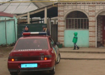 Ночные воры. Во Врадиевке несовершеннолетние “обчистили” магазин (ФОТО)