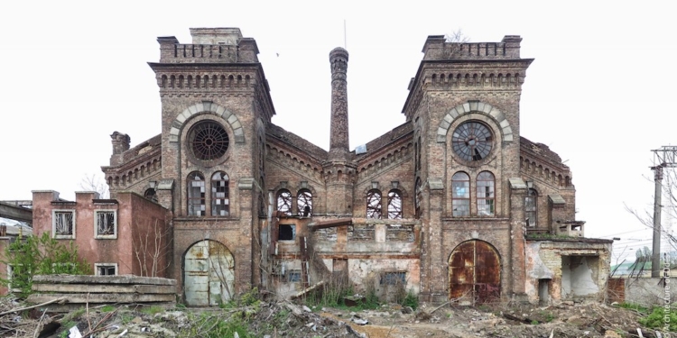 Одесситы собрали средства на выкуп развалин исторического цеха «Краяна»
