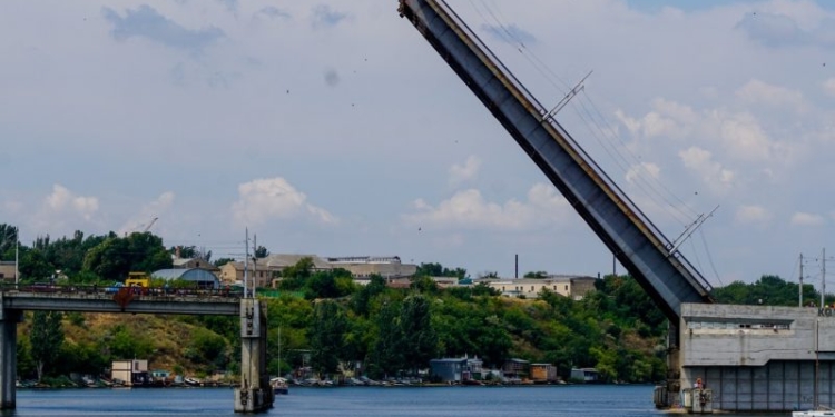 В Николаеве на четверг анонсировали разводку мостов