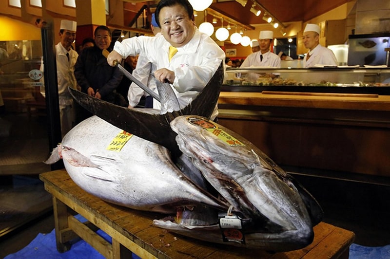 В Токио продали голубого тунца за 1,8 млн долларов 1