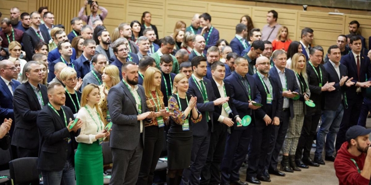 Кто вошел в Высший совет партии «Слуга народа»