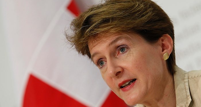 Президент Швейцарии пригласила на свой юбилей людей, которые родились с ней в один день и в один год