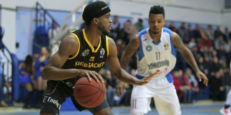 МБК «Николаев» в драматическом бою дома уступил «Киев-Баскету» (ФОТО, ВИДЕО)