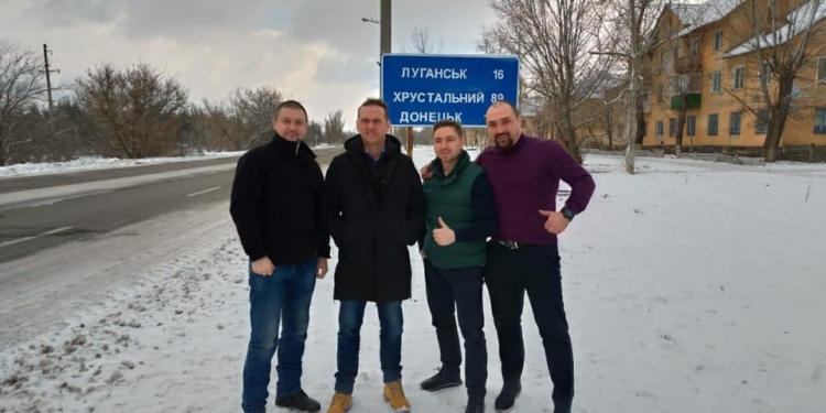 Двое экс-беркутовцев, выданных в рамках обмена России, вернулись в Киев и опубликовали открытое письмо Зеленскому (ФОТО)