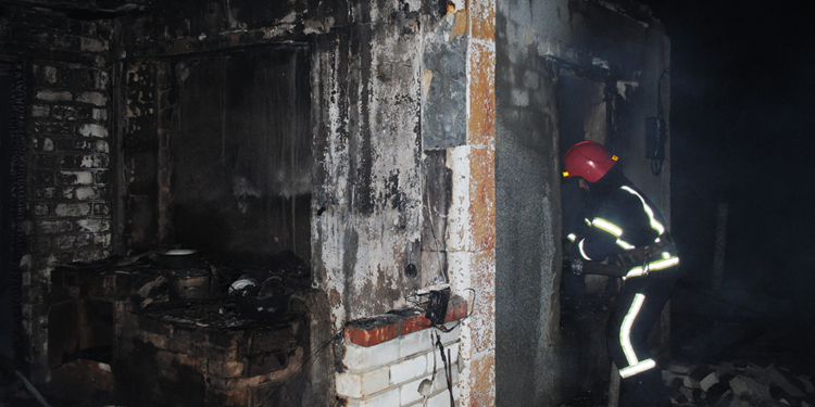 На пожаре дачного домика в Николаевском районе погибли мужчина и женщина (ФОТО)