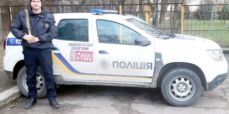 В Николаеве ночном вору уйти с товаром не удалось – задержали полицейские охраны (ФОТО)