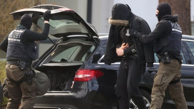 В Германии задержали группу, готовившую теракты в мечетях