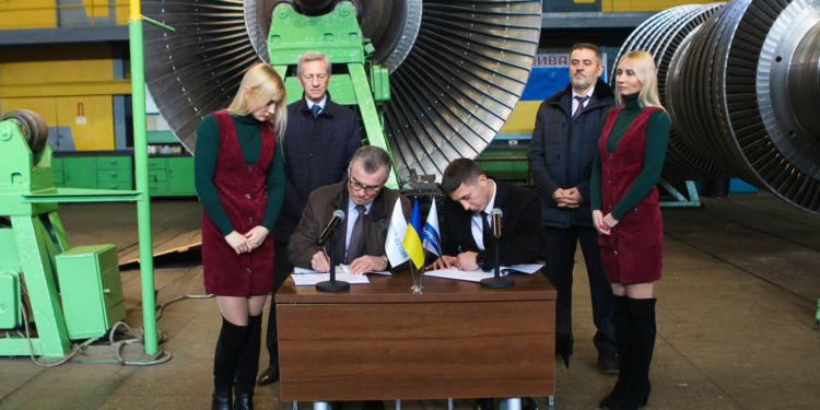 «Турбоатом» модернизирует проточную часть турбины энергоблока №2 Южно-Украинской АЭС (ФОТО)