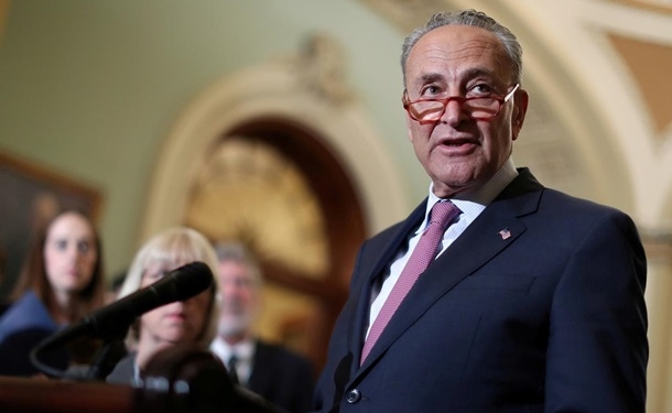 Американский сенатор потратил почти $9 тысяч на чизкейки