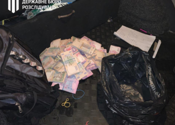 Начальник управления Секретариата Кабмина задержан на взятке в 2,5 млн.грн. (ФОТО)
