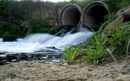 На Николаевщине КП без разрешения сбрасывало в реку обратные воды