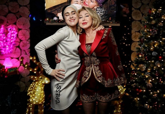 Их нравы. Любовь Успенская обвинила росТВ в похищении дочери (ВИДЕО)