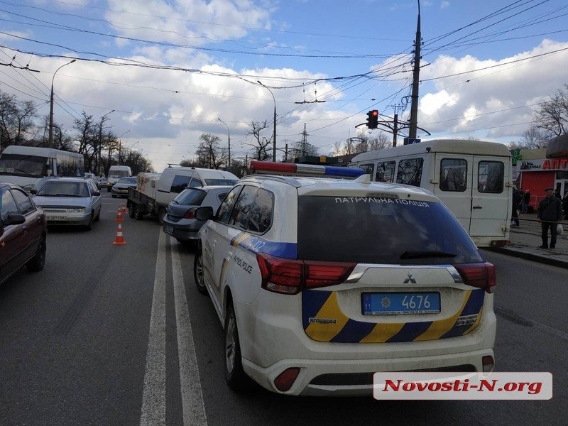 Возле автовокзала Николаева произошло 2 ДТП 5