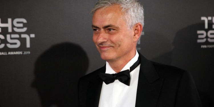 Полку знаменитых лысых прибыло. Моуриньо и Неймар кардинально сменили имидж (ФОТО)