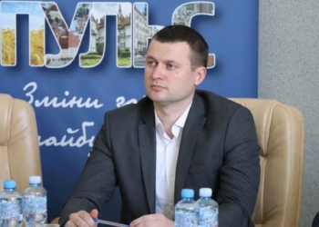 Воры сняли фары с авто нардепа от “Слуги народа” – СМИ
