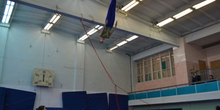 В Николаеве стартовал чемпионат области по прыжкам на батуте (ФОТО)