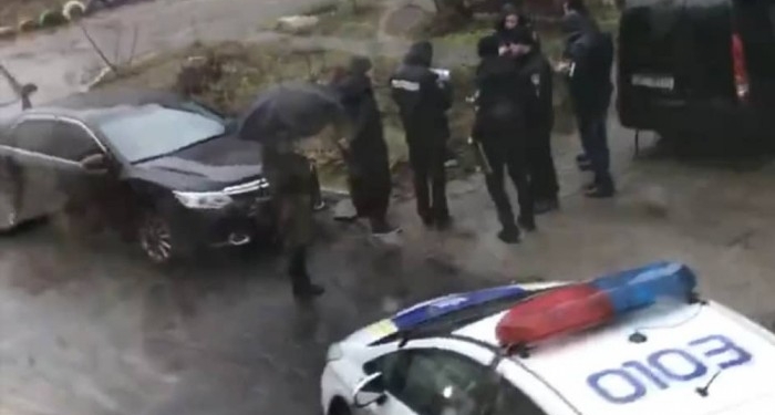 Патрульные задержали в Николаеве одного из трех мужчин, искавших «закладку» (ФОТО)