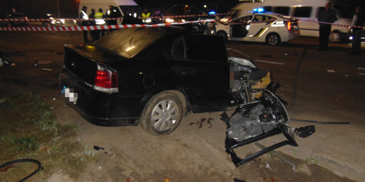 Николаевского патрульного подозревают в пьяной гонке, окончившейся смертью человека (ФОТО)