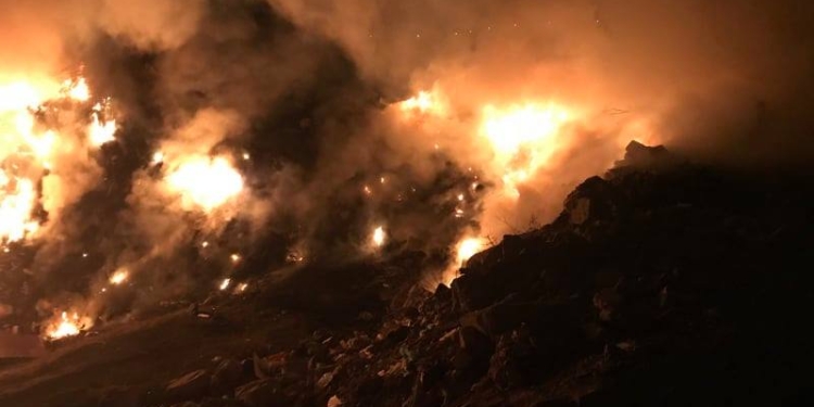 На Николаевщине горела свалка