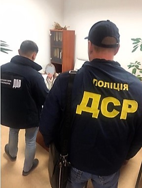 В Николаеве задержан замначальника областной ГАСИ при получении взятки (ФОТО) 3