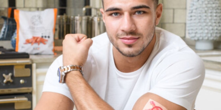 Ученый создал “беконовый пластырь” для тех, кто хочет отказаться от мяса (ФОТО)