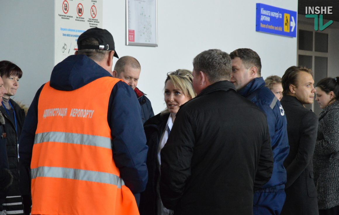 Коронавирус в Николаеве: в аэропорту отработали алгоритм действий на случай выявления зараженных пассажиров (ФОТО и ВИДЕО) 9
