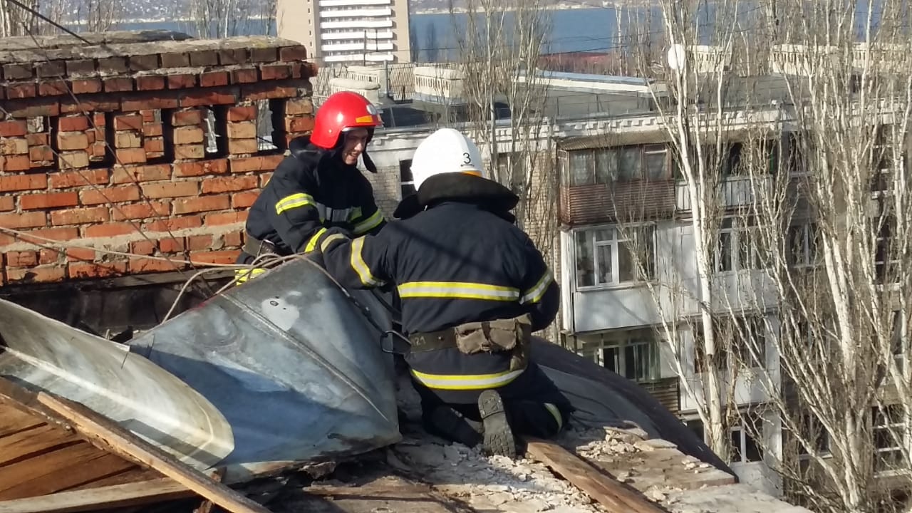 В Николаеве спасатели 130 раз выезжали на борьбу с последствиями непогоды (ФОТО)