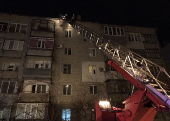 Ночью в Вознесенске горела 5-этажка (ФОТО)