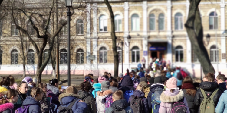 В учебных заведениях Николаева провели занятия по эвакуации (ФОТО)