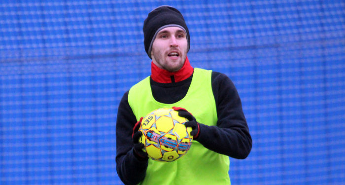 МФК «Николаев» подпишет вратаря Шелихова и защитника Кравченко