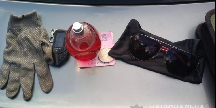 В Николаеве задержали автомобильного вора-сканериста (ФОТО, ВИДЕО)