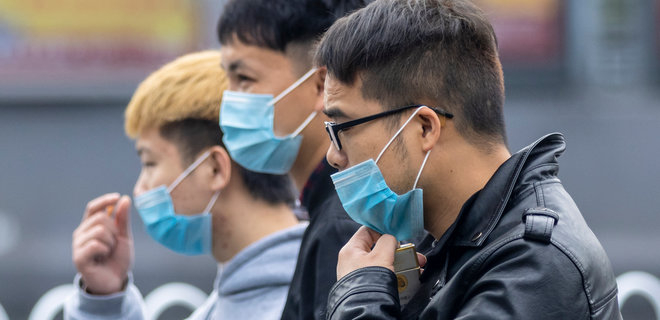 Казахстан запретил экспорт защитных масок