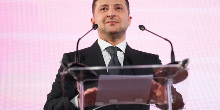 Владимир Зеленский представил приложение «Дія» – как первый шаг на пути к созданию государства-сервиса (ВИДЕО)