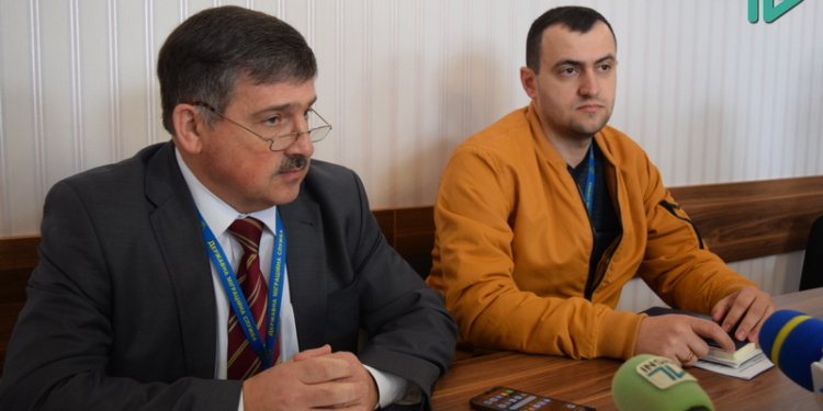 В Николаевской области с февраля начали вносить на ID-карты электронные цифровые подписи (ФОТО, ВИДЕО)