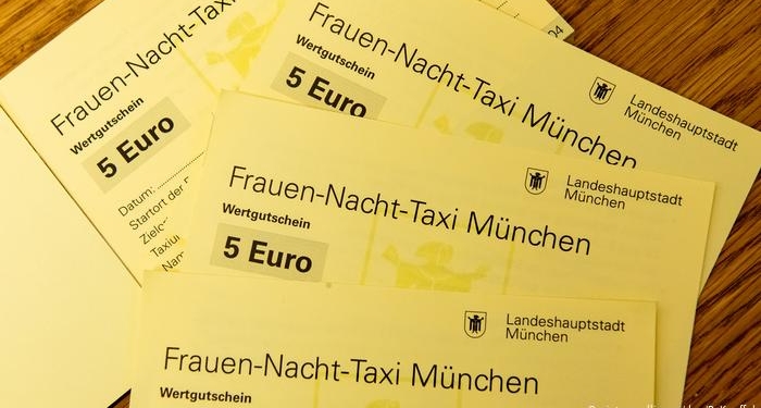 В немецком Мюнхене часть расходов женщин на поездки в такси ночью будет оплачиваться из городского бюджета