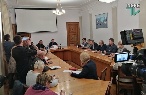 Николаев вводит карантин: школы и детсады завтра закрыты, в остальном вопросов больше, чем ответов