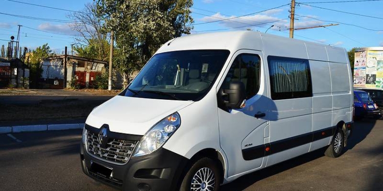 Николаевский экс-нардеп готов бесплатно передать любой больнице на время эпидемии свой микроавтобус