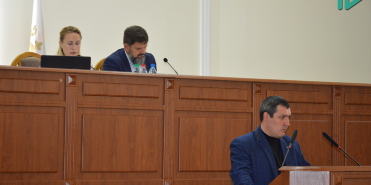 Николаевский облсовет намерен переделать подготовленный ОГА перечень дорог местного значения, которые будут ремонтироваться за средства госсубвенции (ФОТО, ВИДЕО)