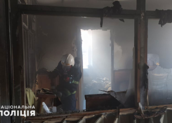 В Николаеве горел Заводский отдел полиции – подозревают поджог (ФОТО)